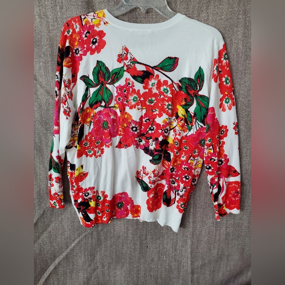 Womens XXL Cable & Gauge Floral Cardigan - White and Red - Picture 11 of 11